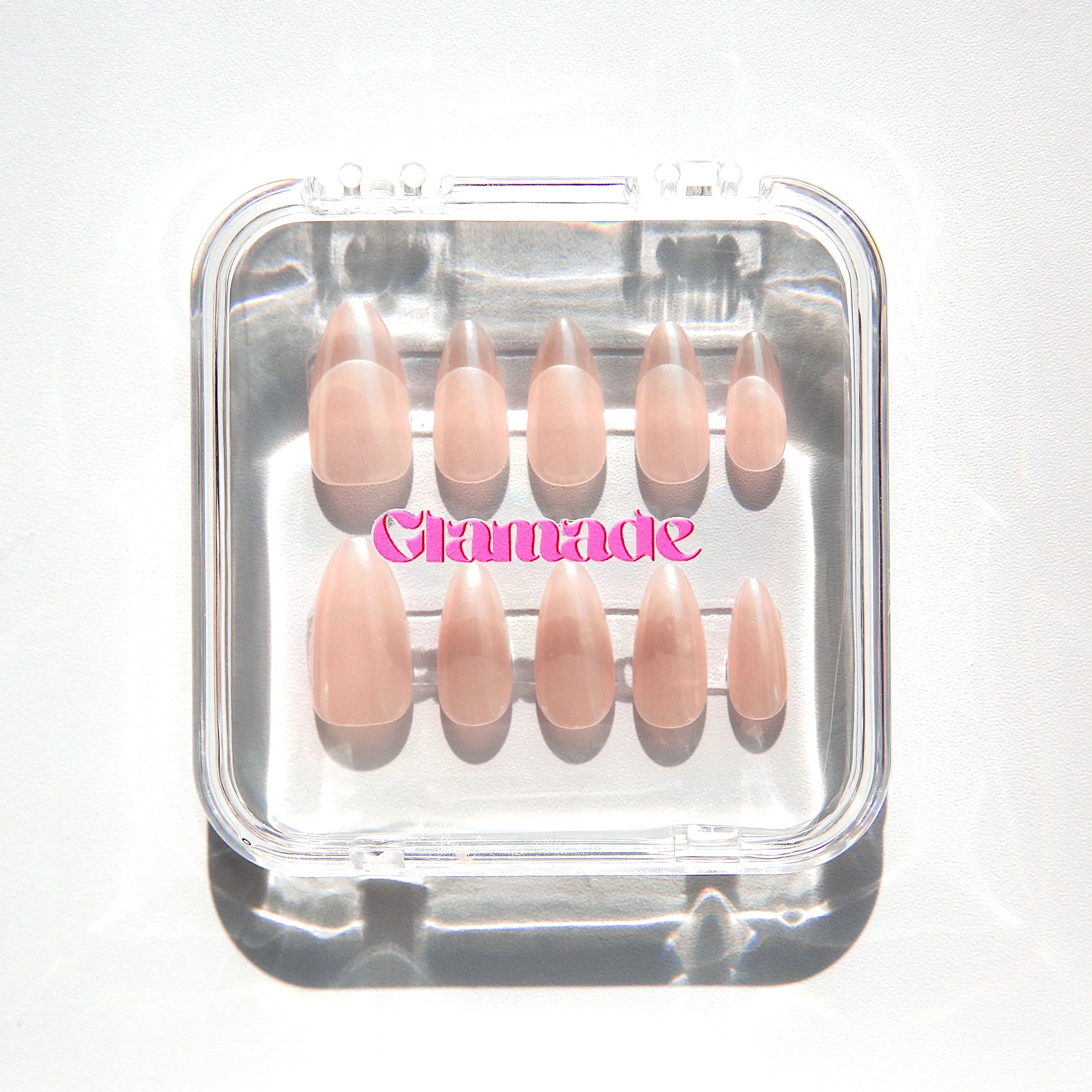 Glamade Signature