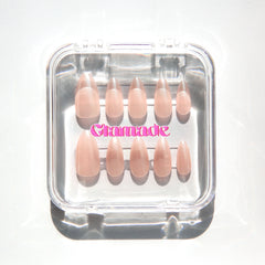 Glamade Signature