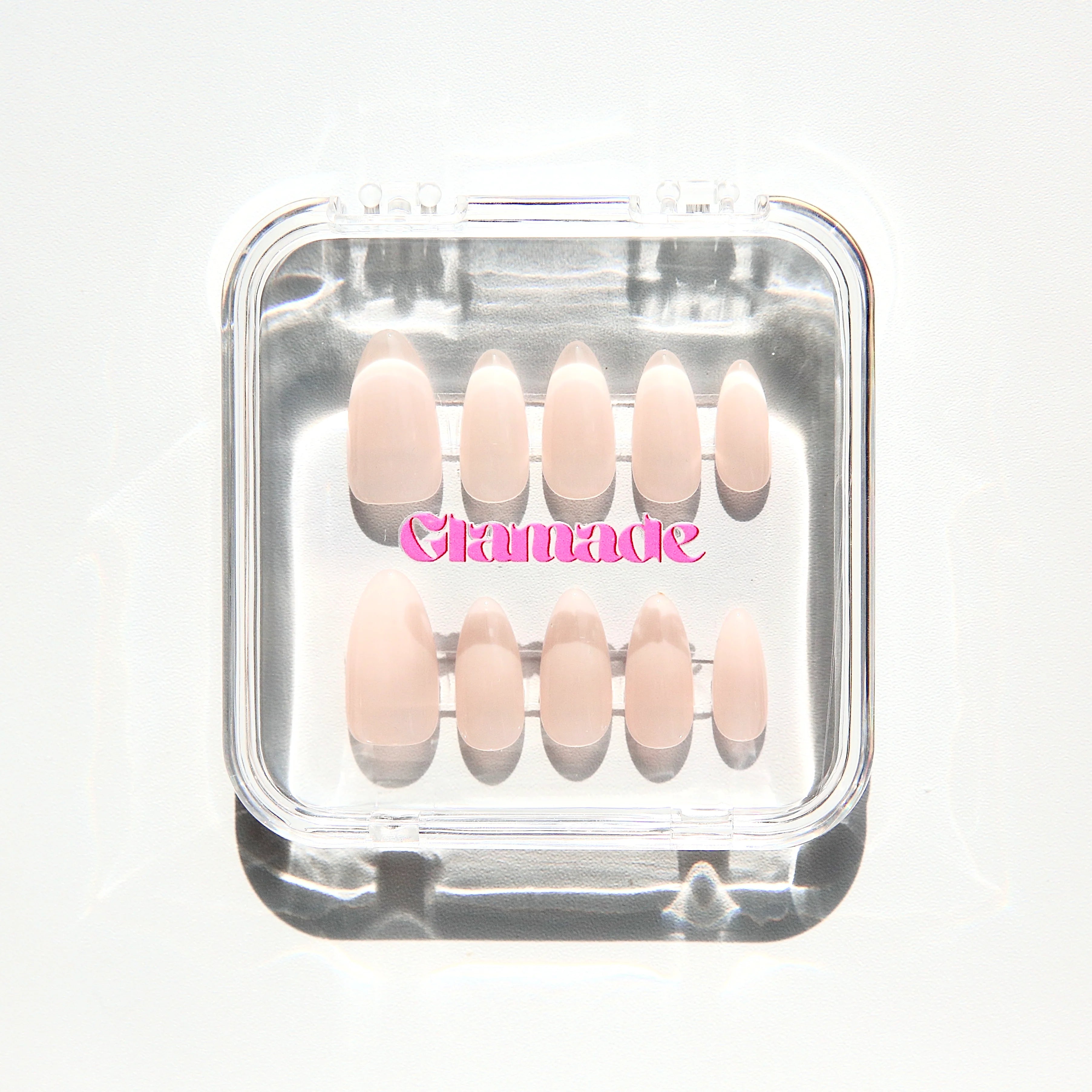 Glamade Signature